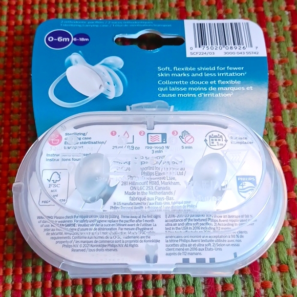 Philips Avent 0-6 Month Ultra Soft Blue & White Pacifier 2 Pack NEW - Picture 2 of 2